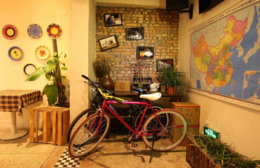 Luoyang Heartland International Youth Hostel Exteriör bild