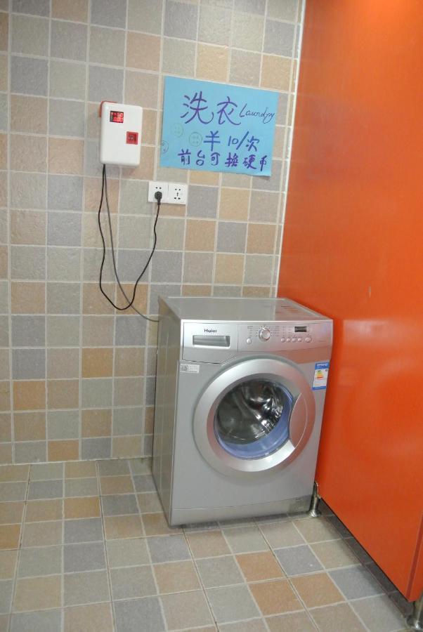 Luoyang Heartland International Youth Hostel Exteriör bild